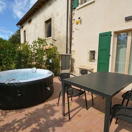 Residence Corte Bellebarbe Rivoli Veronese Exterior photo